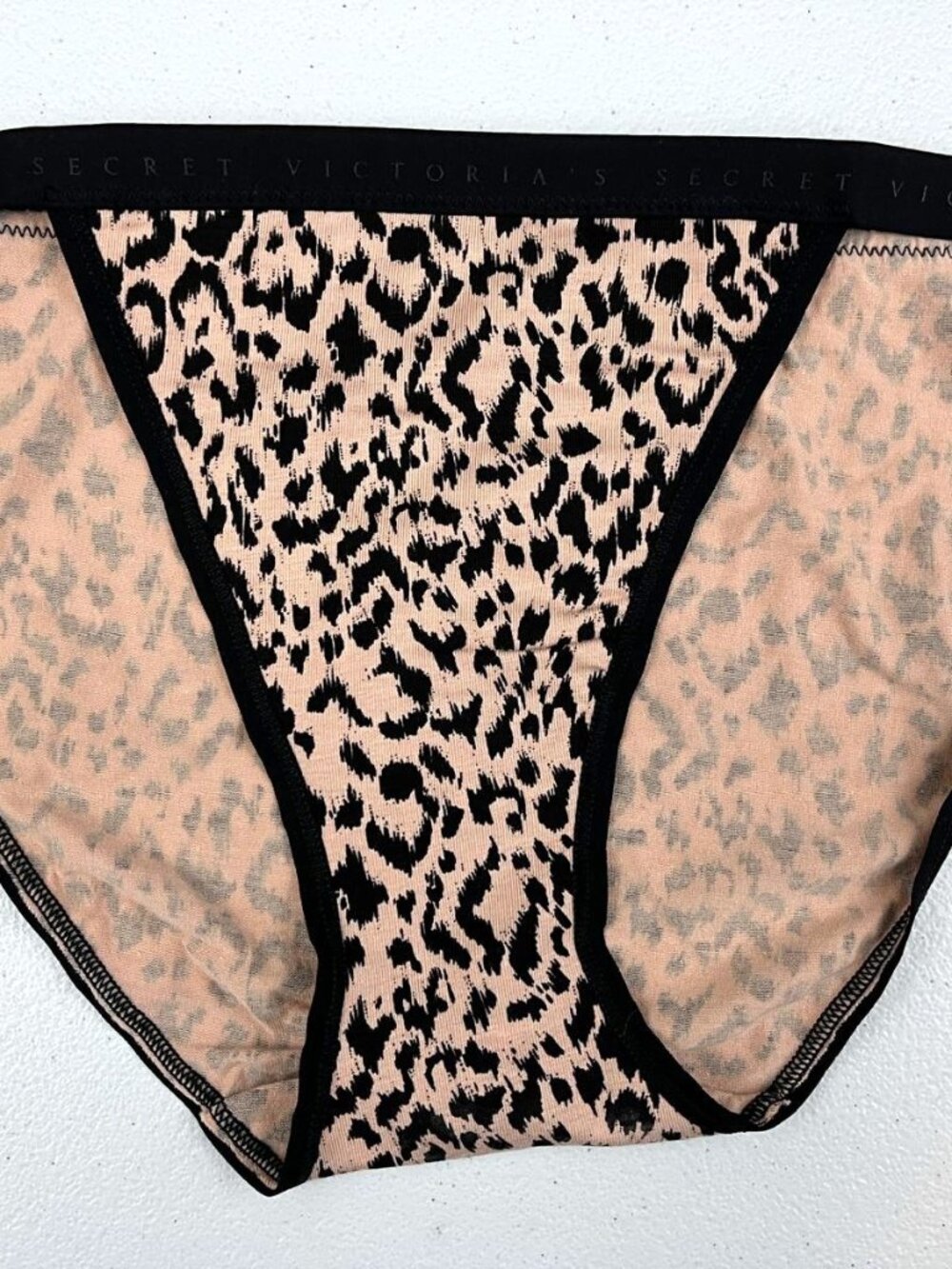 Victoria's Secret Stretch Cotton String Bikini Panty. Size Medium